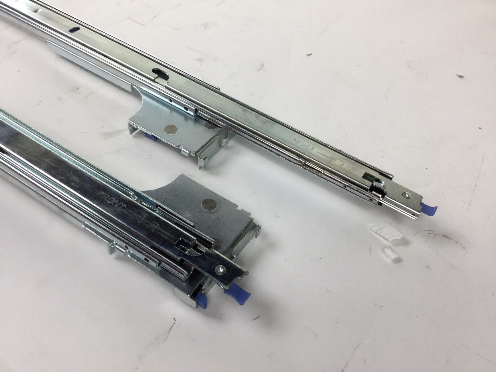 Dell PowerEdge Server Rails CN-0UN443-01078-72C-0332 Rev A00