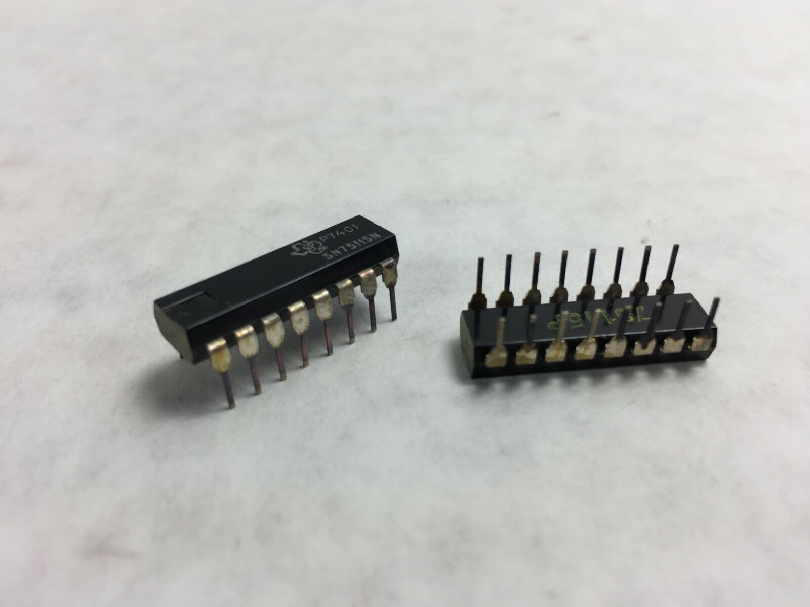 (10) Texas Instruments SN75115N Diff Line Receiver, Dual 18ns Dip-16  Lot of 10