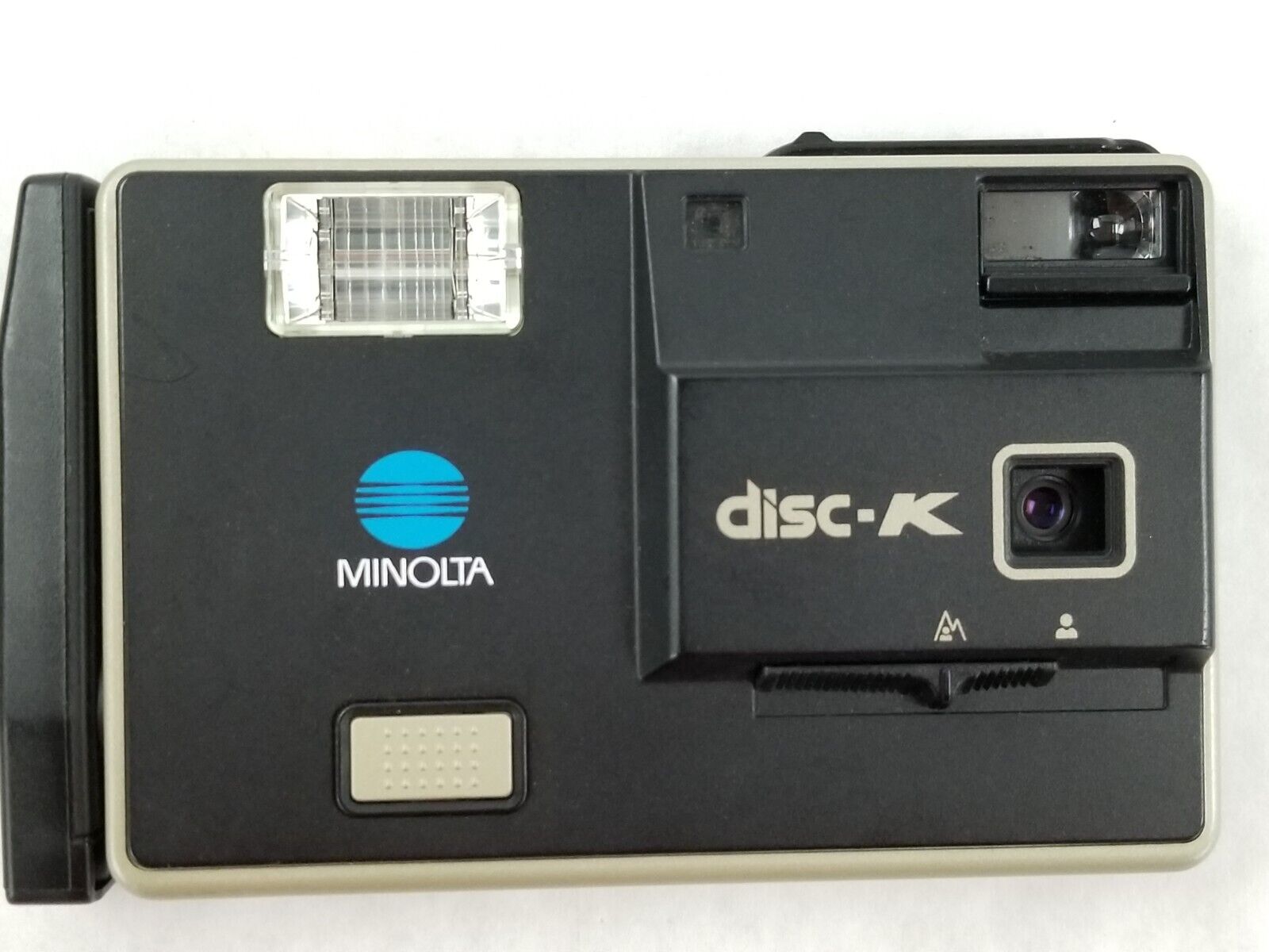 Vintage Minolta Disk-K Camera Uses Disk Film. Untested