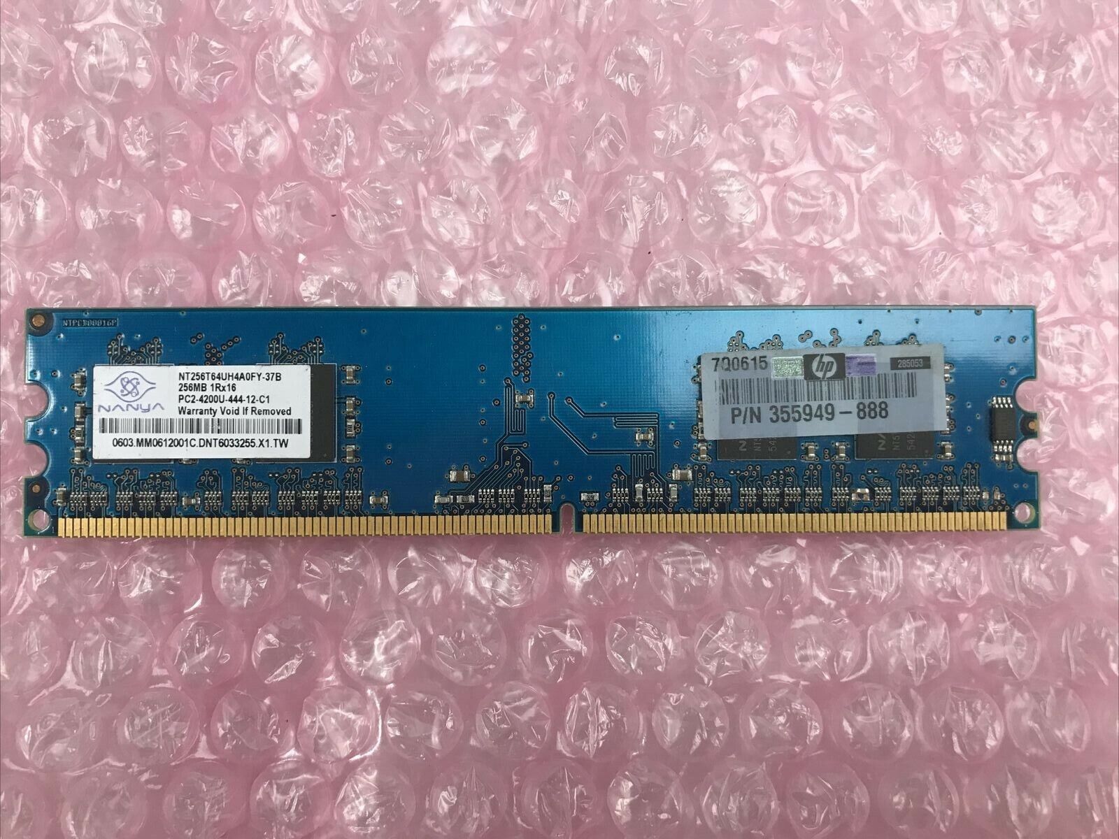 Nanya NT256T64UH4A0FY-37B PC2-4200 256MB 1Rx16 DIMM DDR2 SDRAM