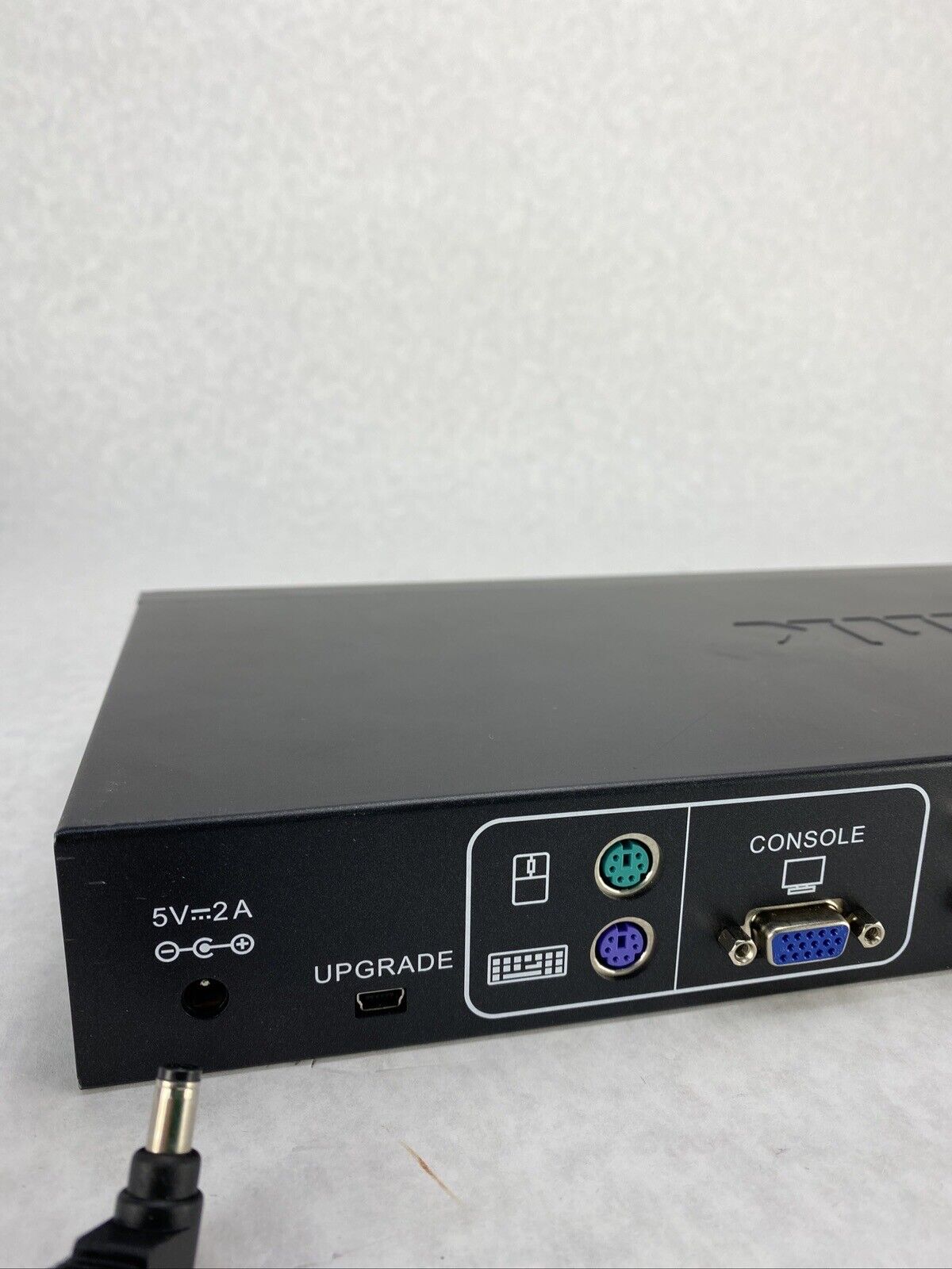 D-Link KVM-450 16 Port KVM Switch PS/2 Stackable NOS