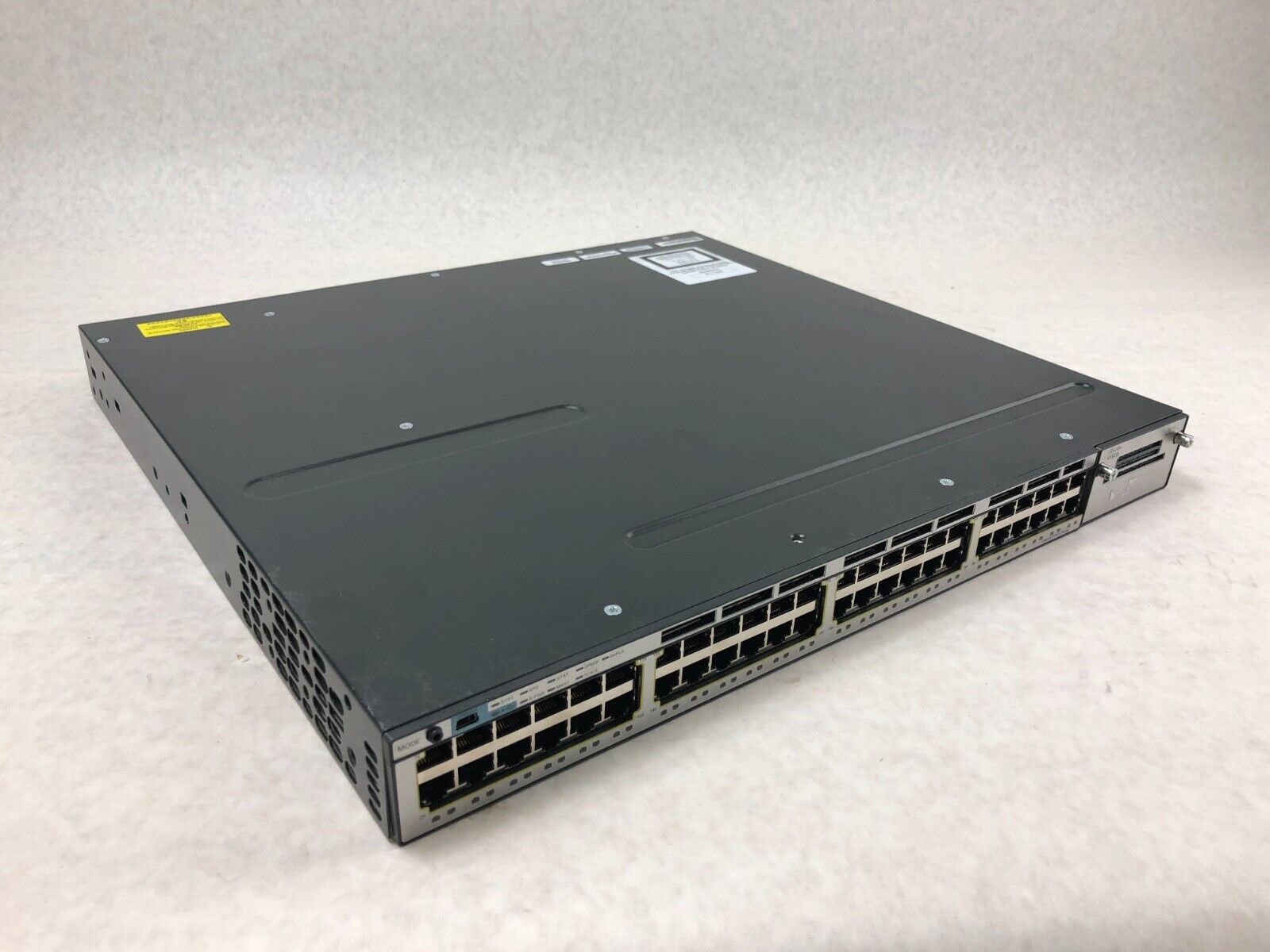 Cisco Catalyst WS-C3750X-48T-S 48 x Gigabit Ethernet 4 x SFP Managed Switch