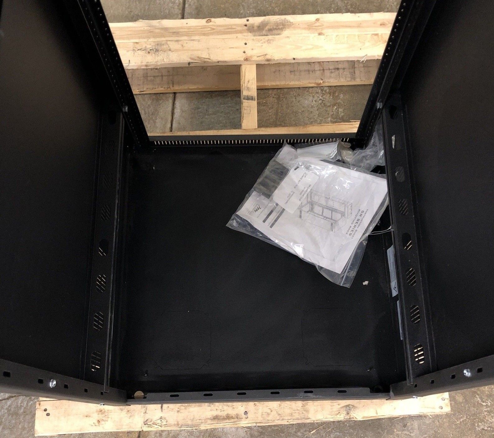 Middle Atlantic DWR Series Sectional Wall Server Rack Model A40-28CS