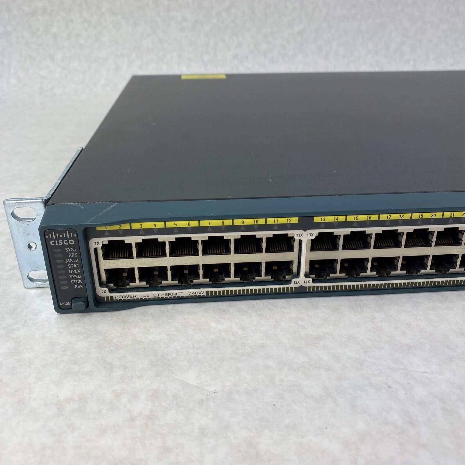 Cisco Catalyst 2960-S Series PoE+ WS-C29605-48FPS-L V03  48-Port Ethernet Switch