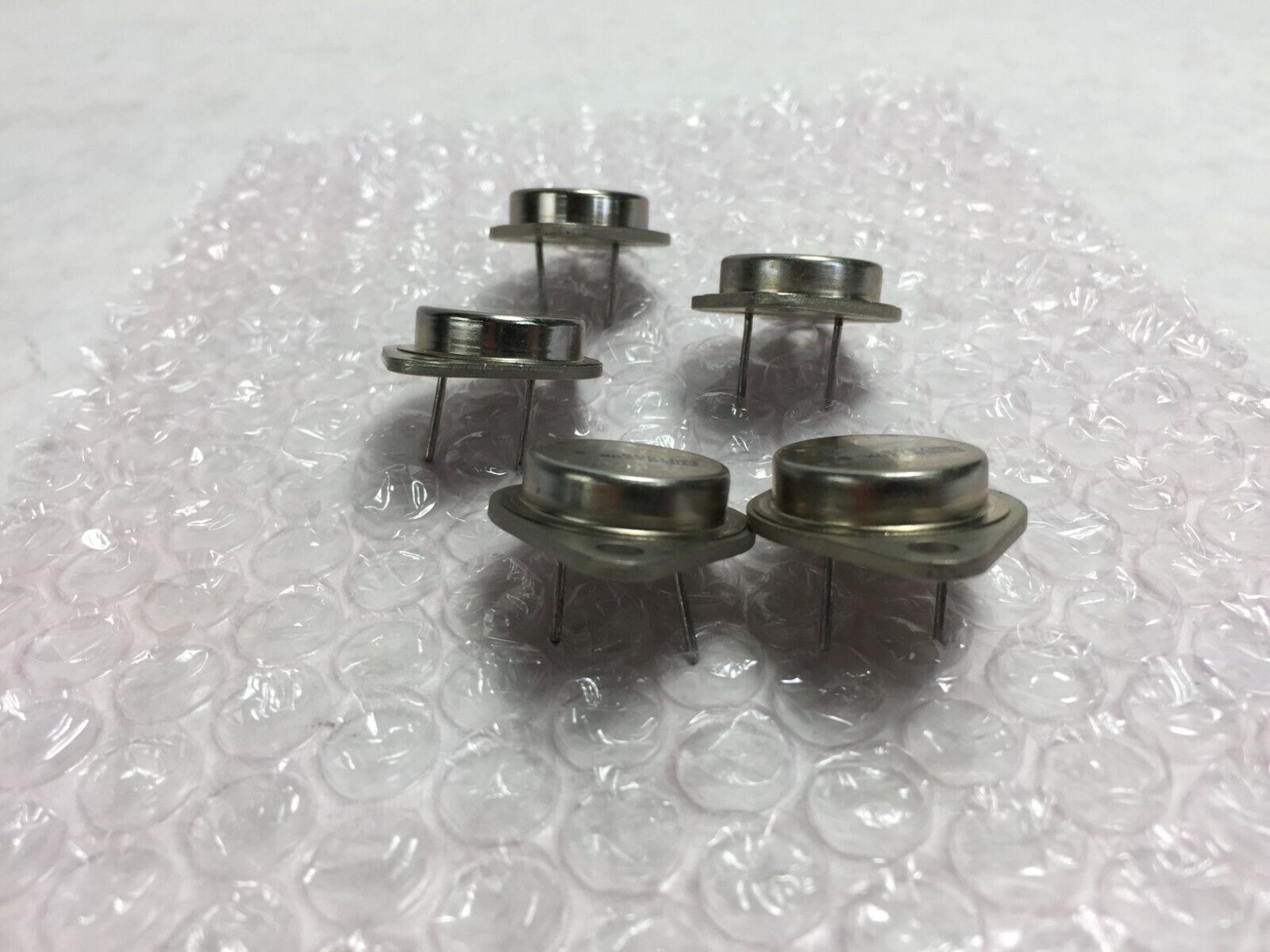 NOS  SG  SG320K Transistors  Lot of 5