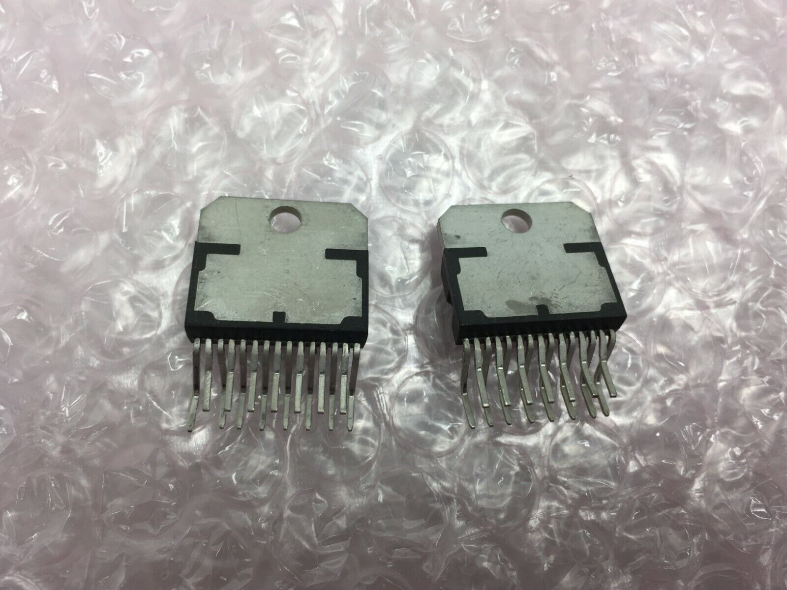 Sylvania ECG7071  Integrated Circuits   Lot of 2  NOS