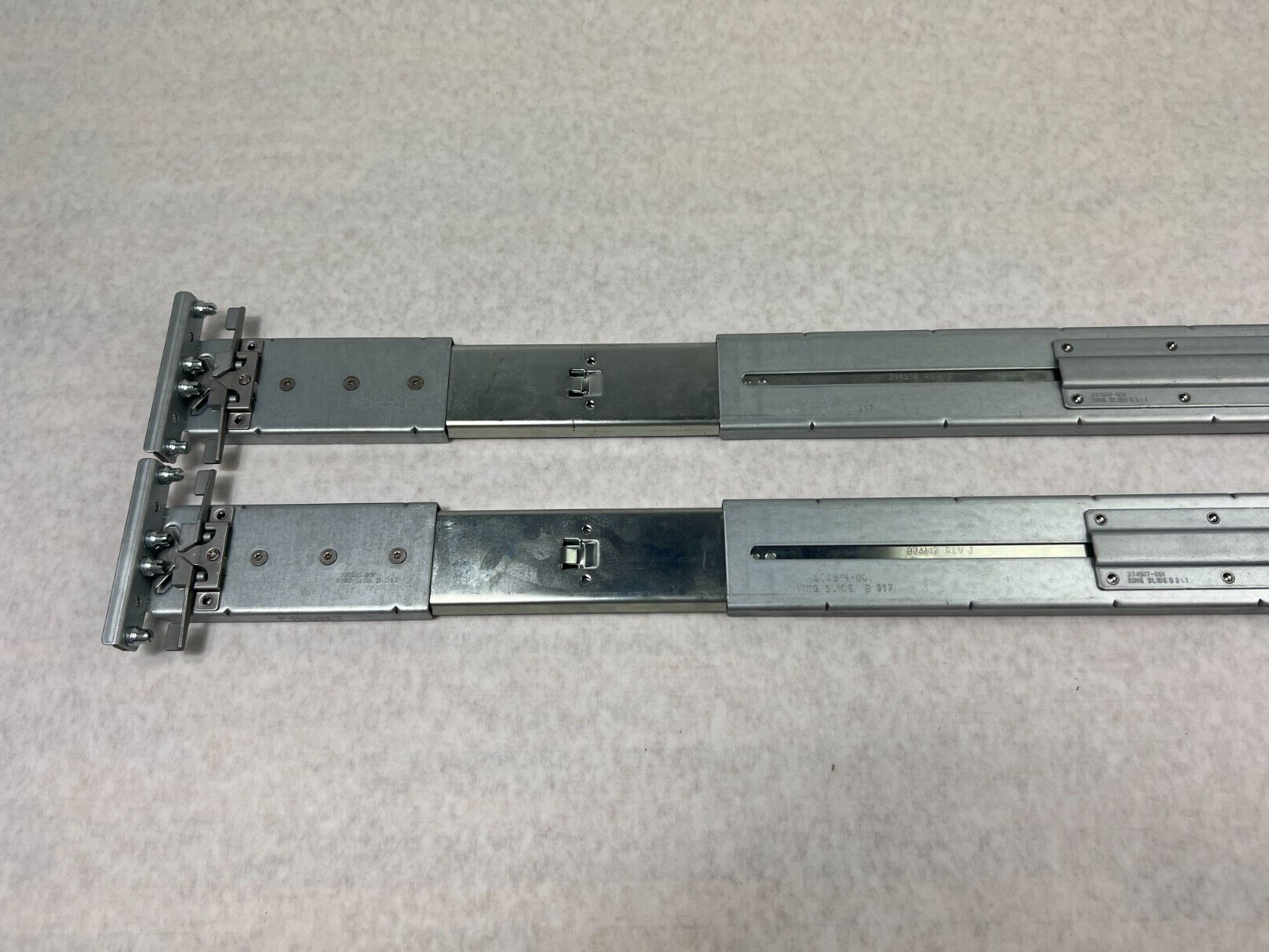 Rail Kingslide 2u-4u 30" Rails US6851773 374518 -Outers Only