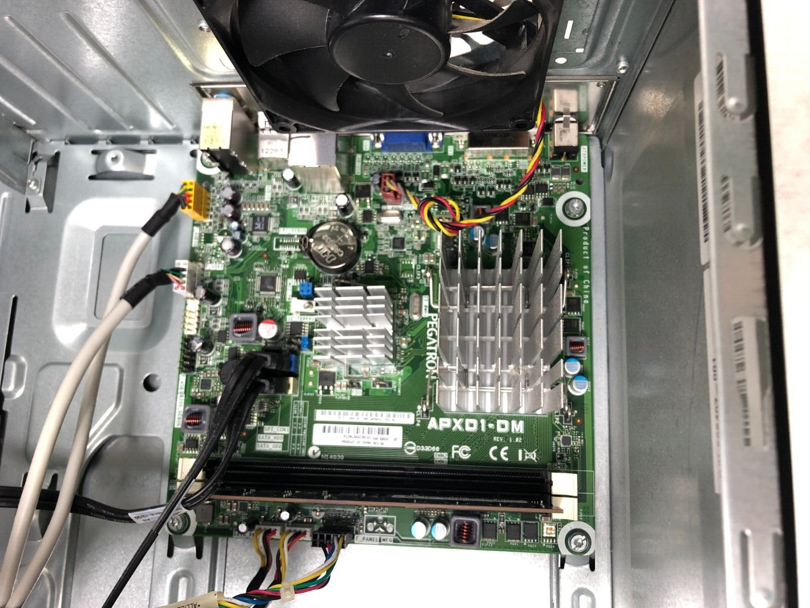 HP p2-1334 MT AMD E1-1200 1.40GHz 4GB RAM No HDD No OS