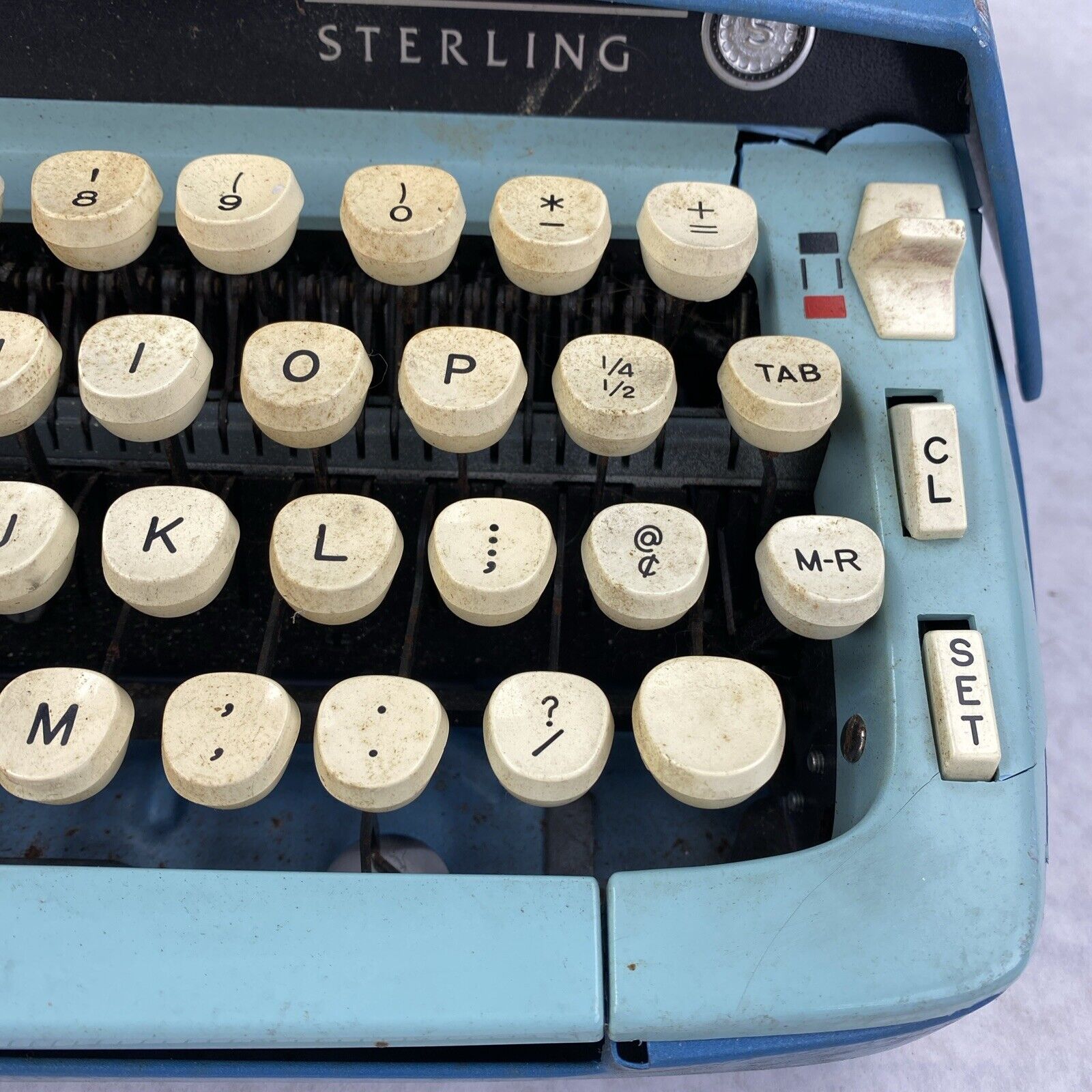 Smith Corona Sterling Vintage Typewriter FOR PARTS with NO RETURNS