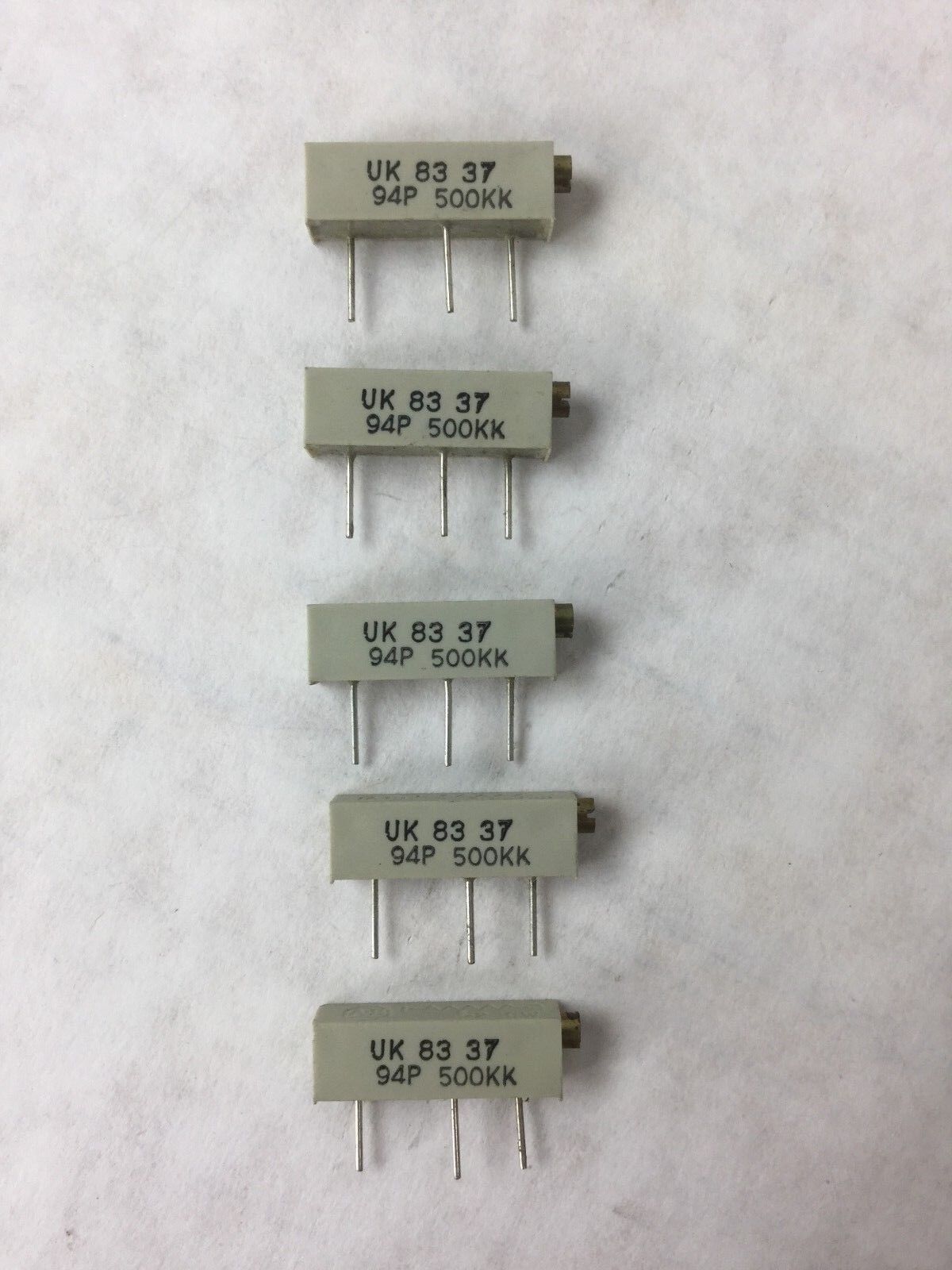Allen Bradley Potentiometer, UK 83 37, 94P 500KK, (Lot of 5) NEW