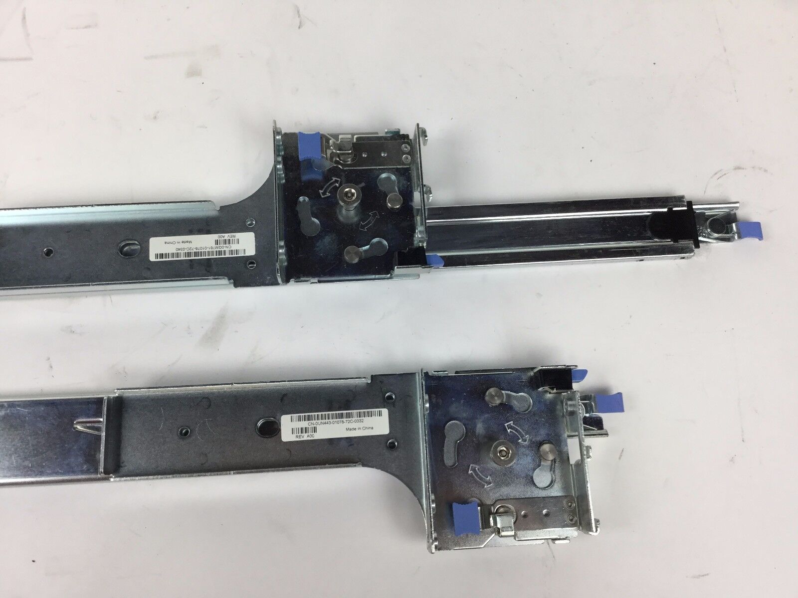 Dell PowerEdge Server Rails CN-0UN443-01078-72C-0332 Rev A00