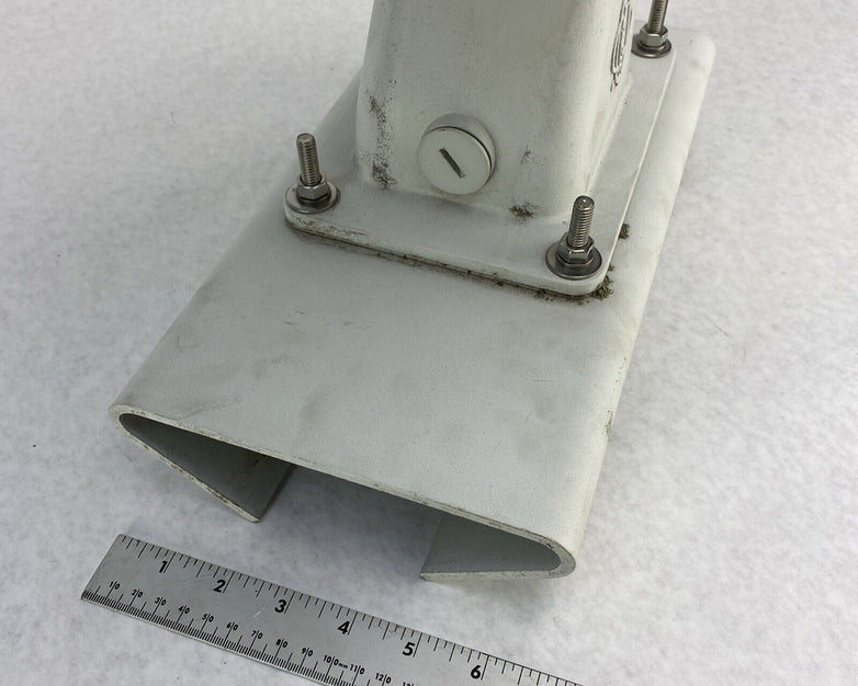 Samsung Digital Color Camera w/ Pelco PA402 Mount IWM-GY  White