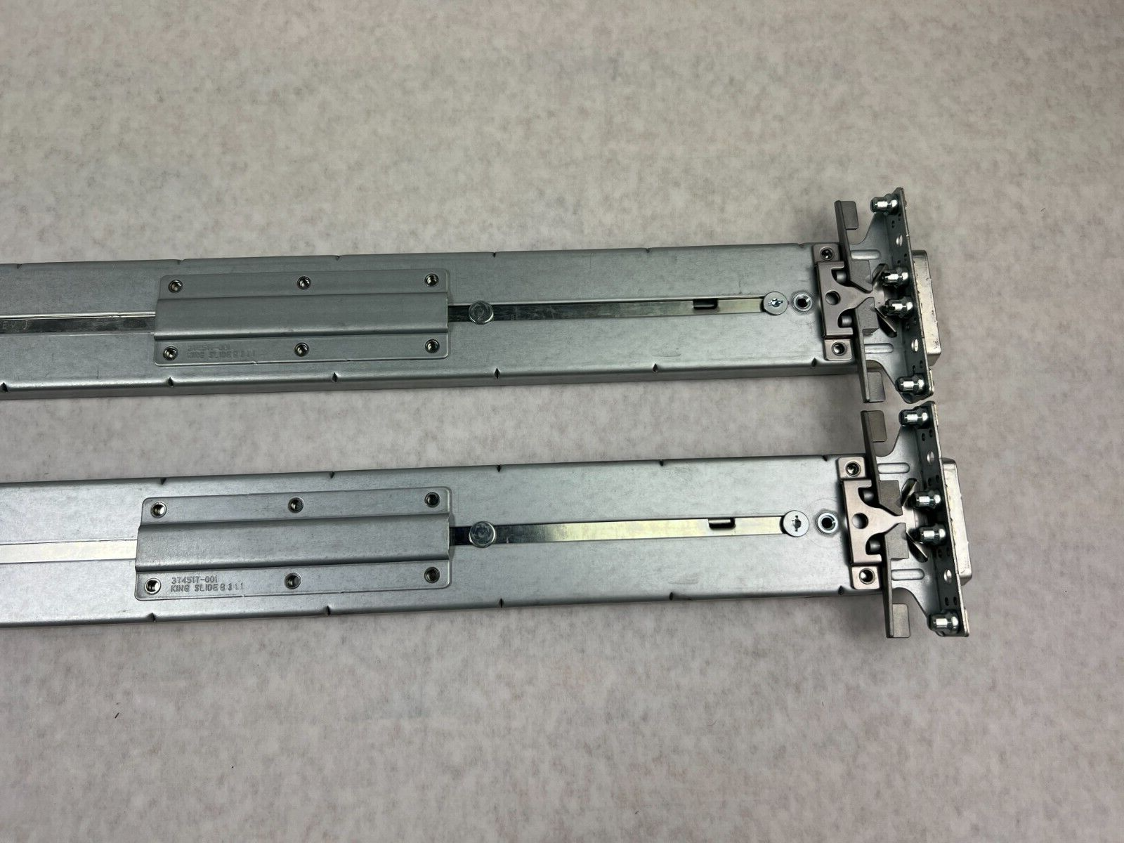 Rail Kingslide 2u-4u 30" Rails US6851773 374518 -Outers Only