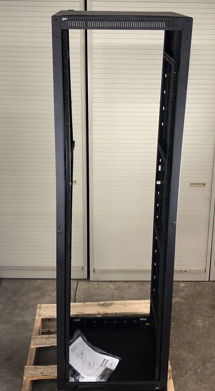 Middle Atlantic DWR Series Sectional Wall Server Rack Model A40-28CS