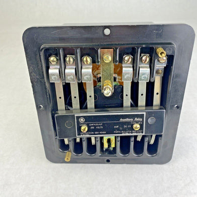 GE 12HFA151A2F Type HFA 5.5x6" 250VDC auxiliary relay MISSING COVER