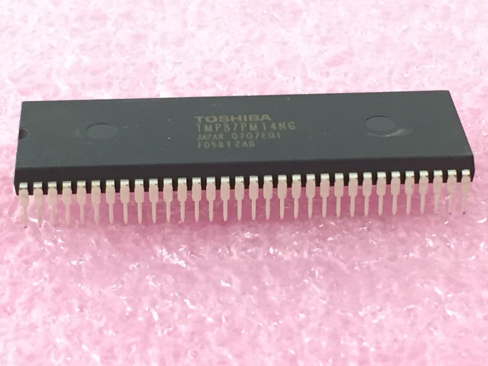 Toshiba TMP87PM14NG CMOS 8-Bit Microcontroller Lot of 8