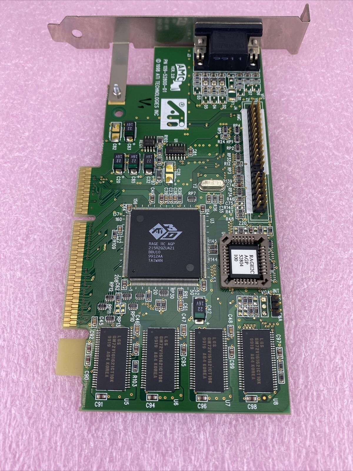 ATI 109-52800-01 Rage IIC 4MB Rage IIC 15-Pin VGA AGP video graphics card