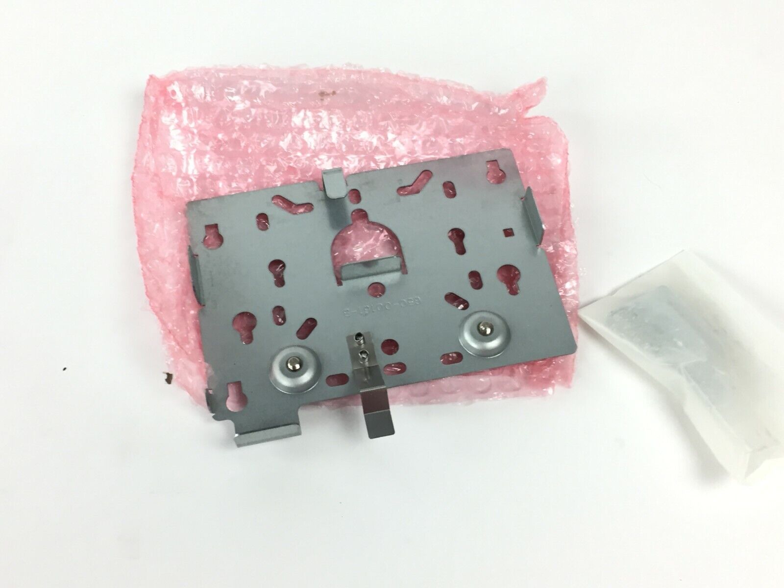 Fortinet ACC-MNT-WMKIT-01 840-0052 Lockable Wall Mount Kit 5-Pack