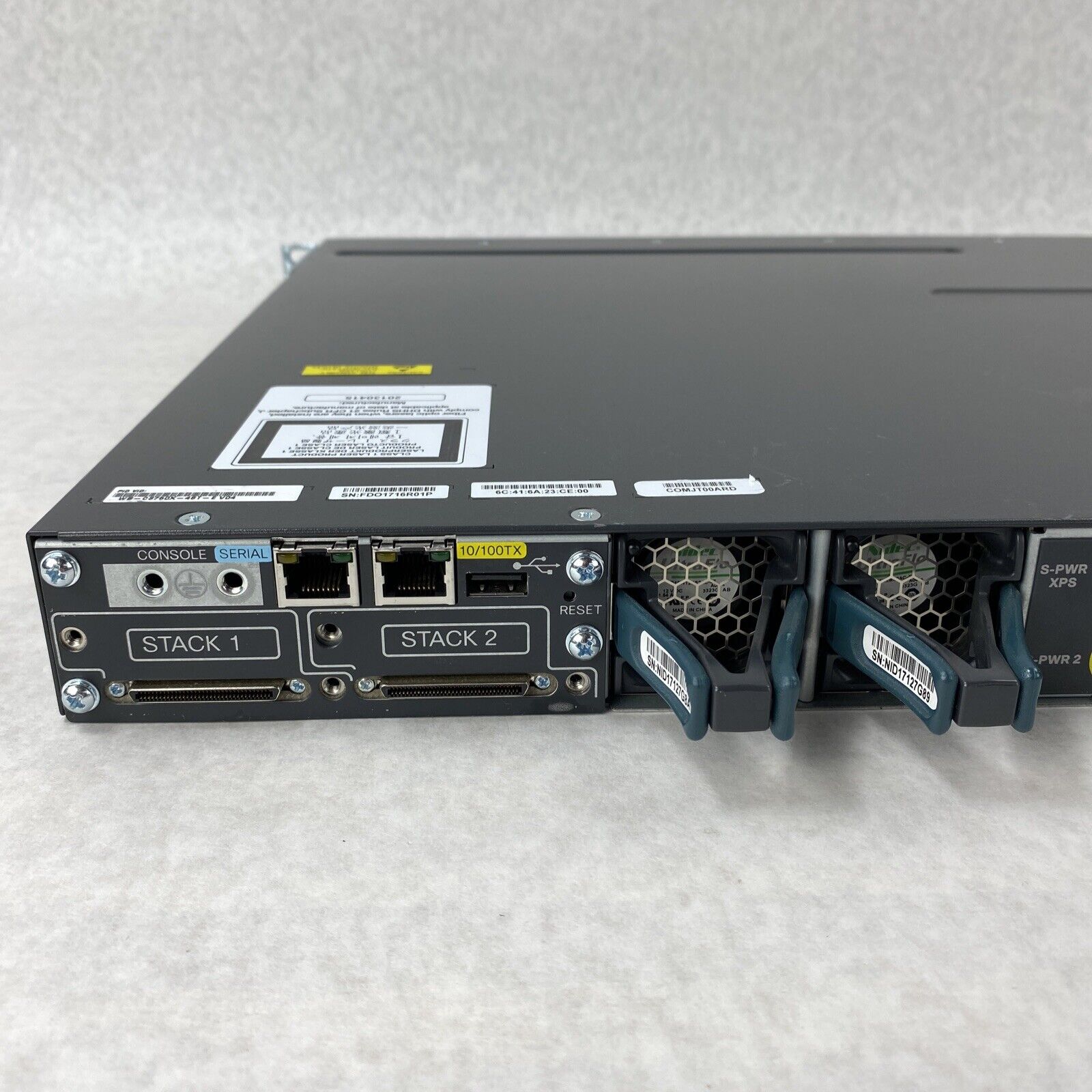 Cisco WS-C3750X-48T-E V04 Catalyst 3750 X-Series 48-Port Gigabit Ethernet Switch