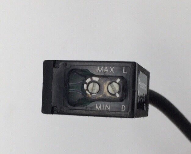Sunx CX-411D-Z Compact Photoelectric Sensor