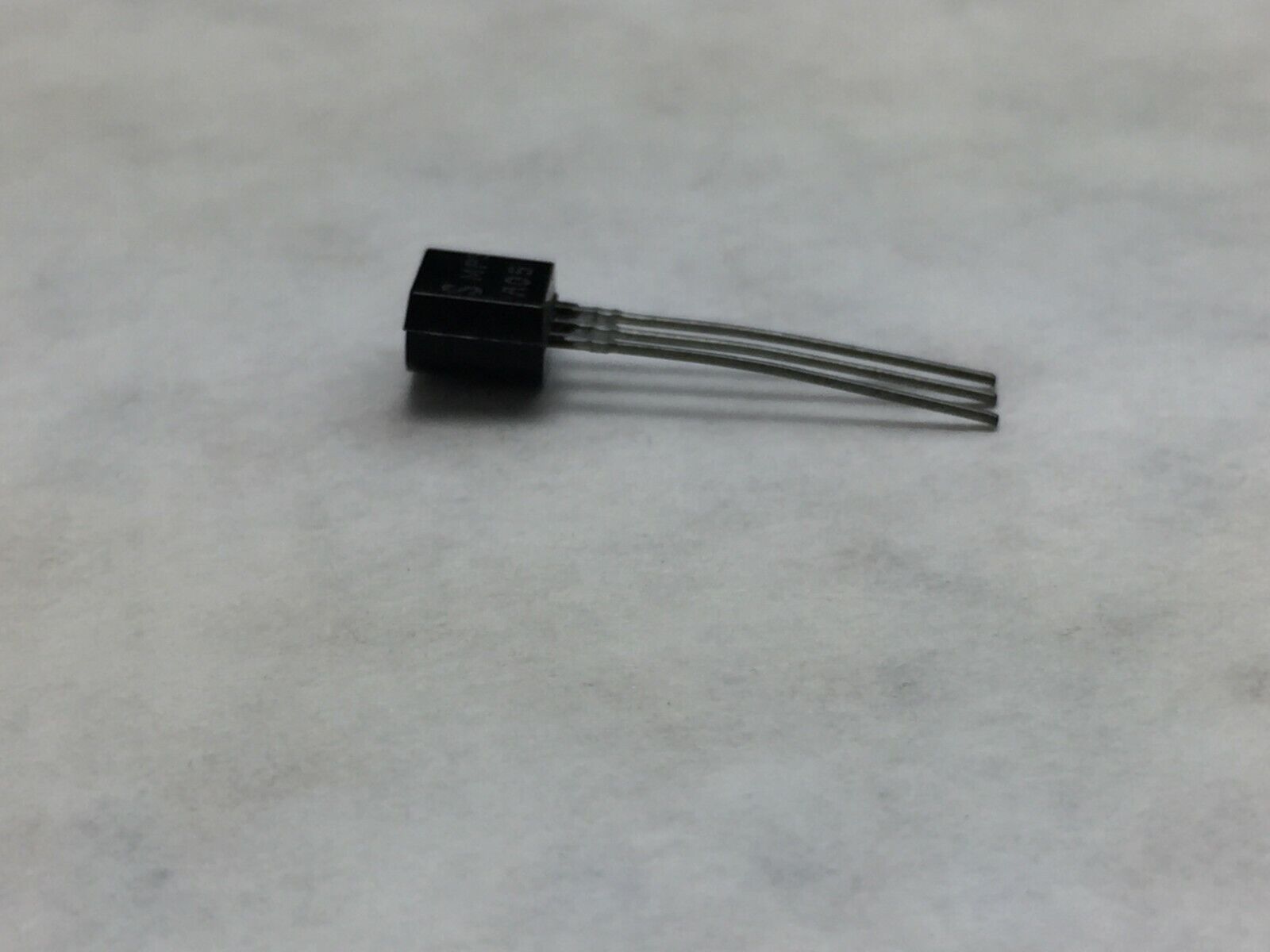 MPSA05 Transistors  Lot of 29   NOS