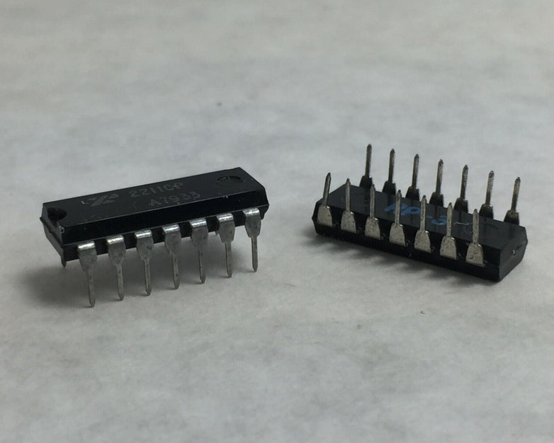 Exar 2211CP 14 Pin Dip  Lot of 8