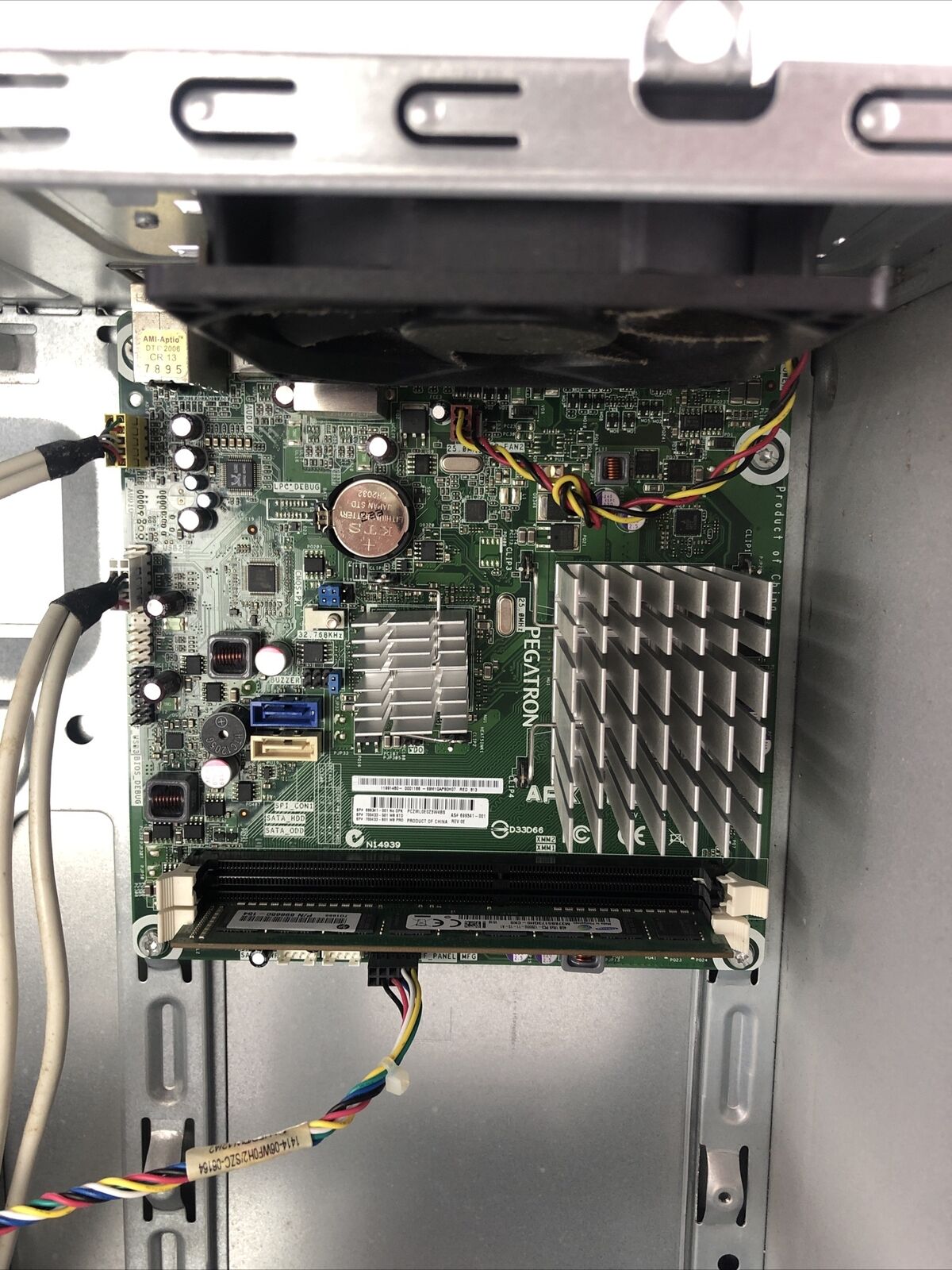 HP P2-1334 MT AMD E1-1200 APU 1.4GHz 4GB RAM No HDD No OS