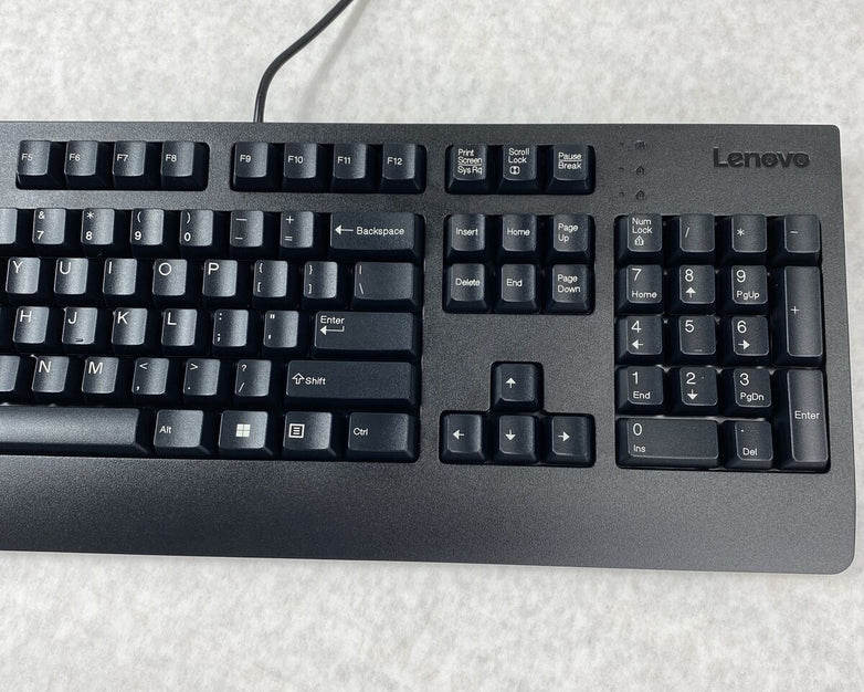 Lot of 4 Lenovo Traditional USB Wired Keyboards 00XH688 KBBH21