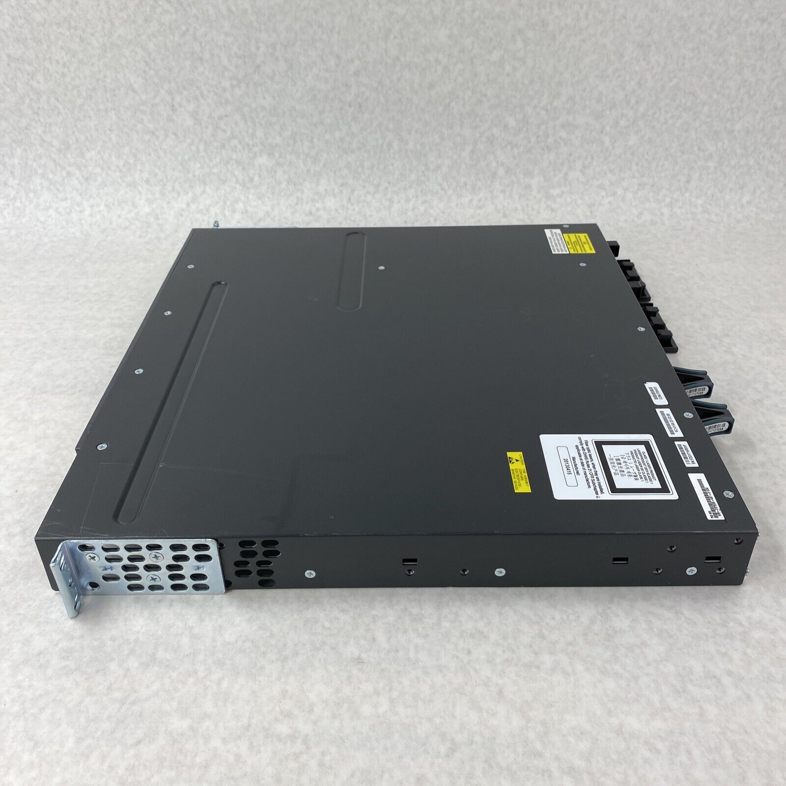 Cisco WS-C3750X-48T-E V04 Catalyst 3750 X-Series 48-Port Gigabit Ethernet Switch