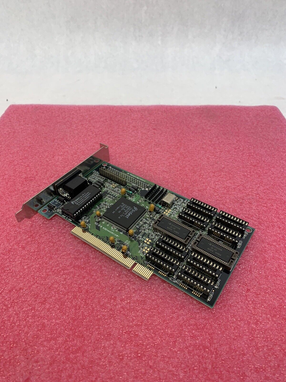 Trident TGUI9440-1 1MB PCI Video Card