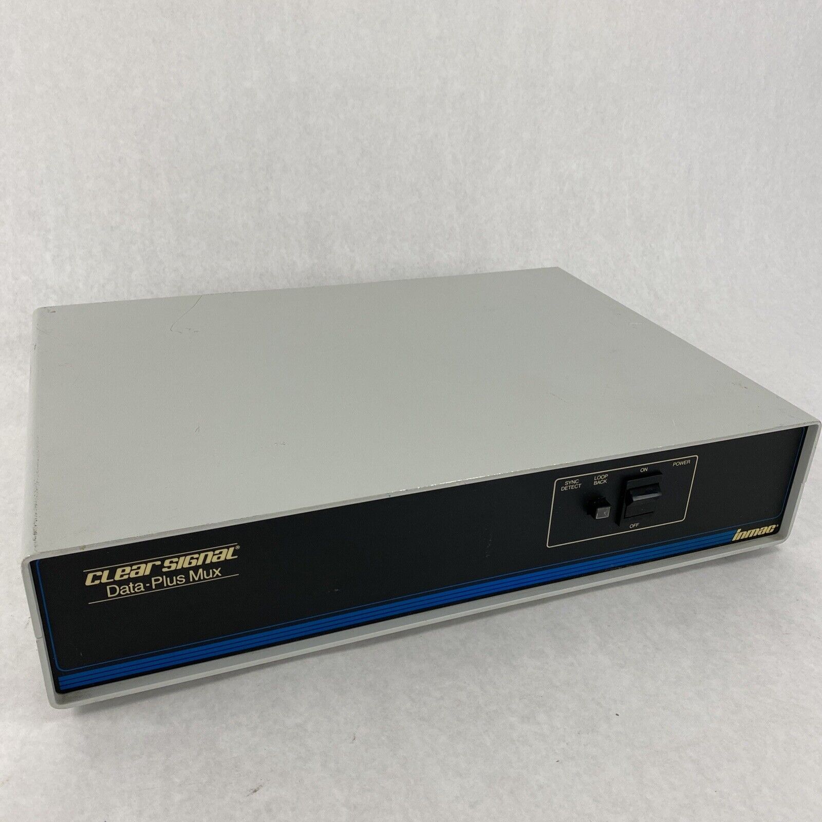 Inmac Clear Signal Mux 16-Channels w/ Power Cord