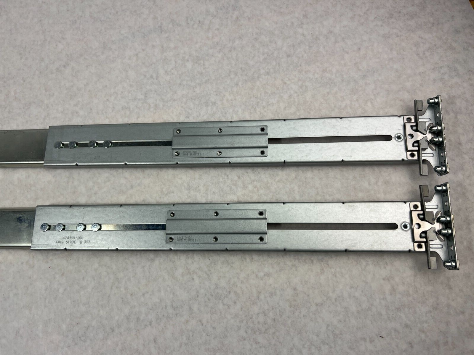 Rail Kingslide 2u-4u 30" Rails US6851773 374518 -Outers Only