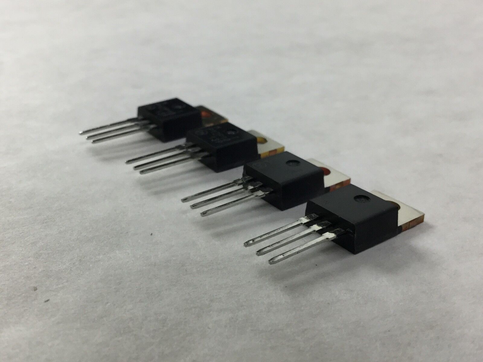 NEW P12P10 Transistor, Lot of 4, New