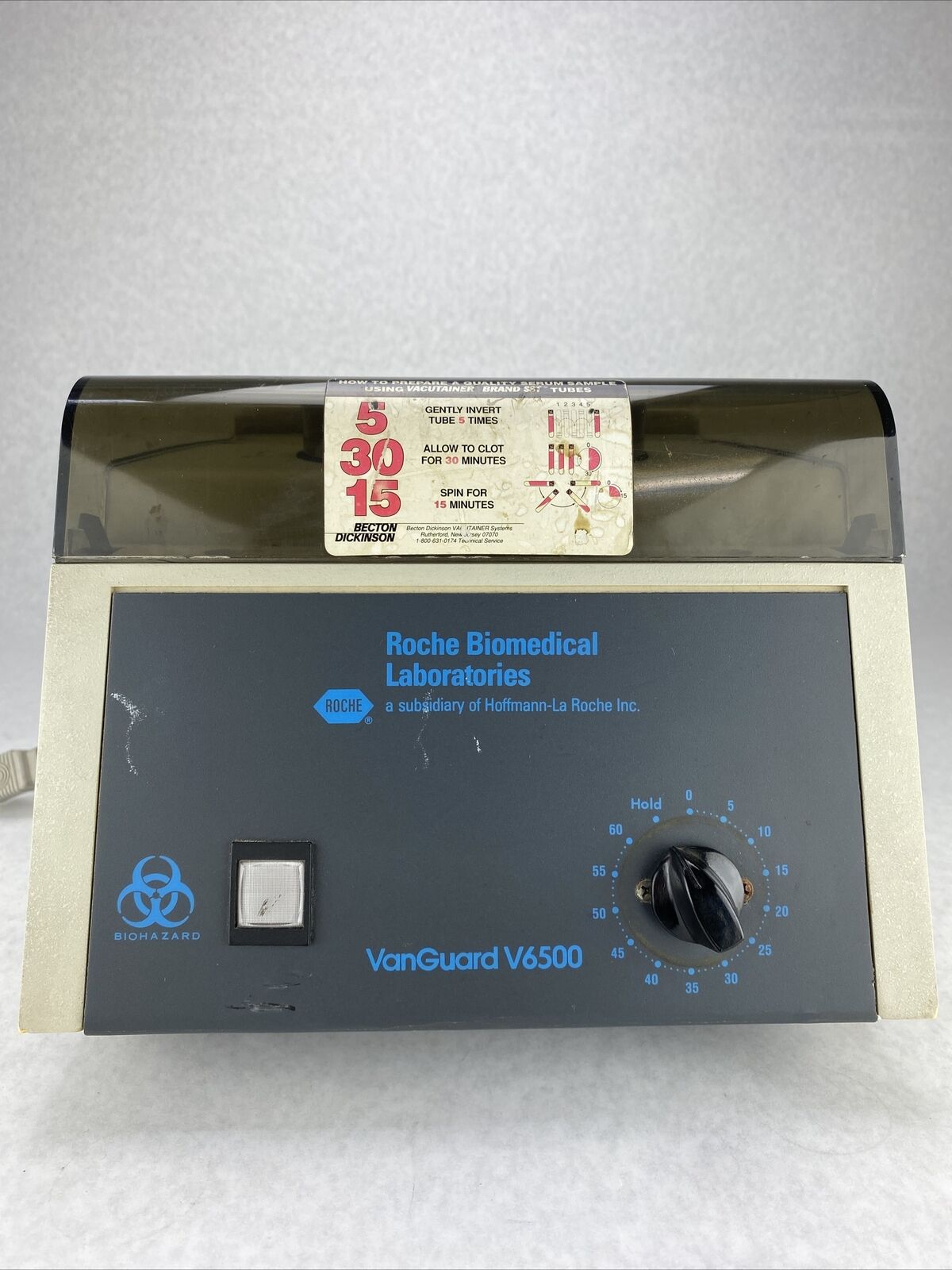 Roche VanGaurd V6500 Biomedical Laboratory Centrifuge w/ 6 Position Angled Rotor