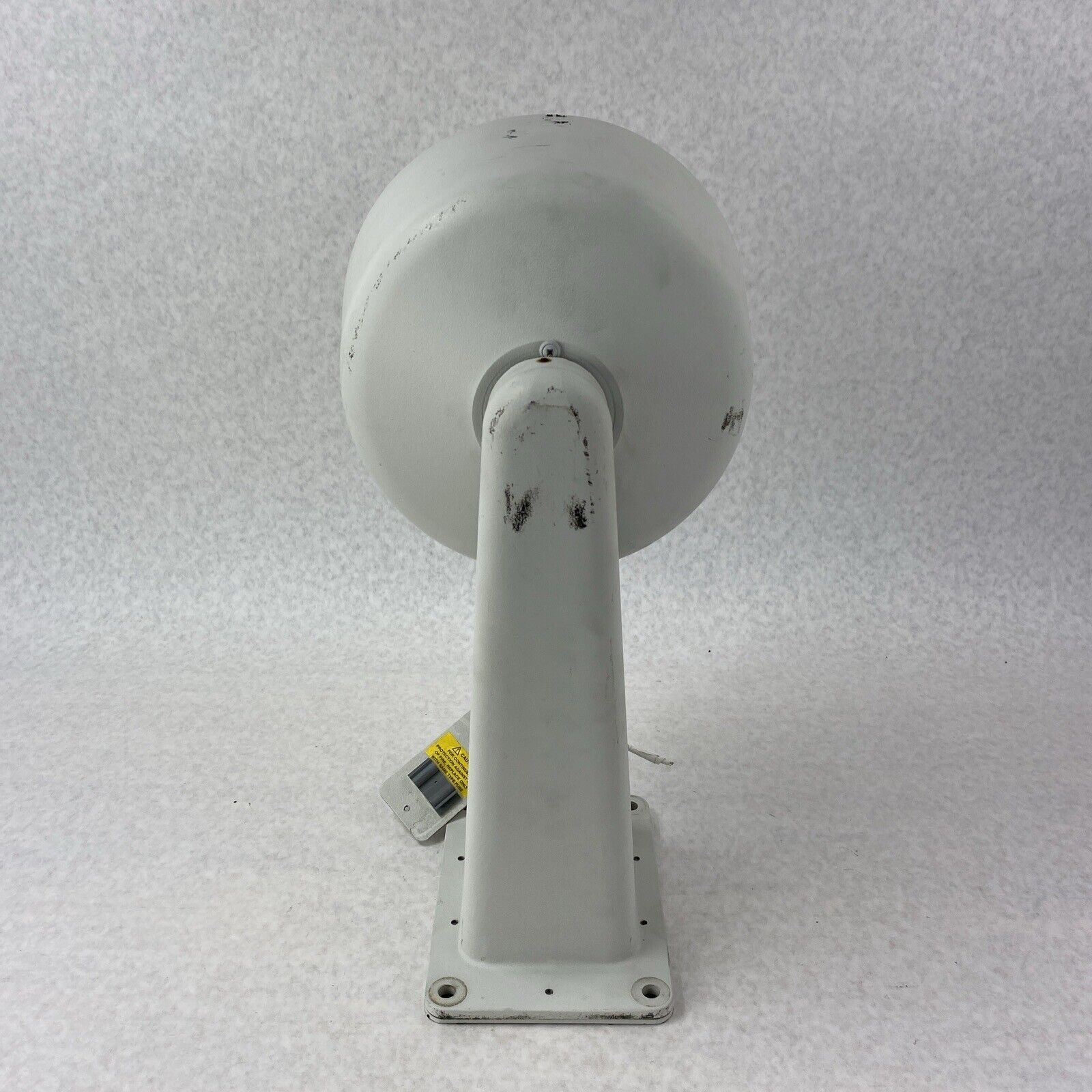 Pelco DF5-PG-E0 Outdoor Pendant Tinted Camera Dome w/ Wall Mount and Components