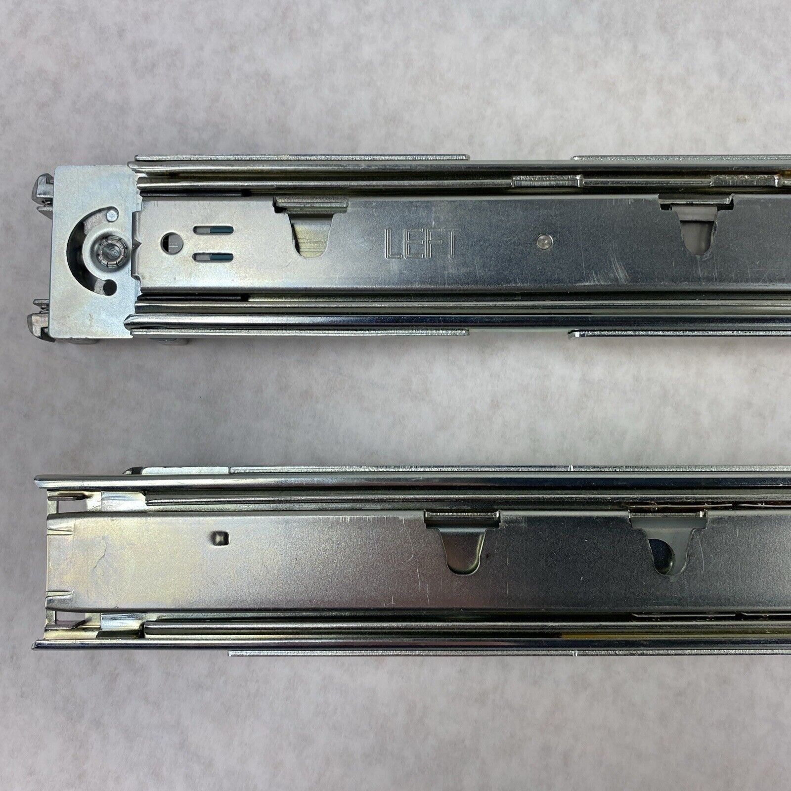 Accuride 03142 Medium-Duty Full Extension Drawer Slide