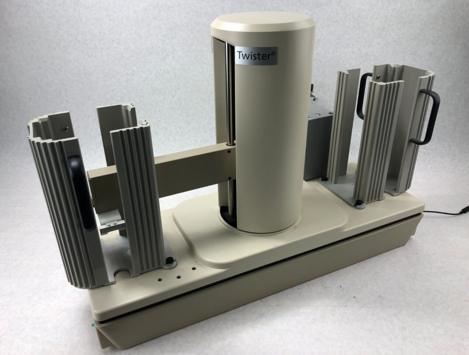 Caliper Zymark Bio Rad Twister Robot Microplate Stack