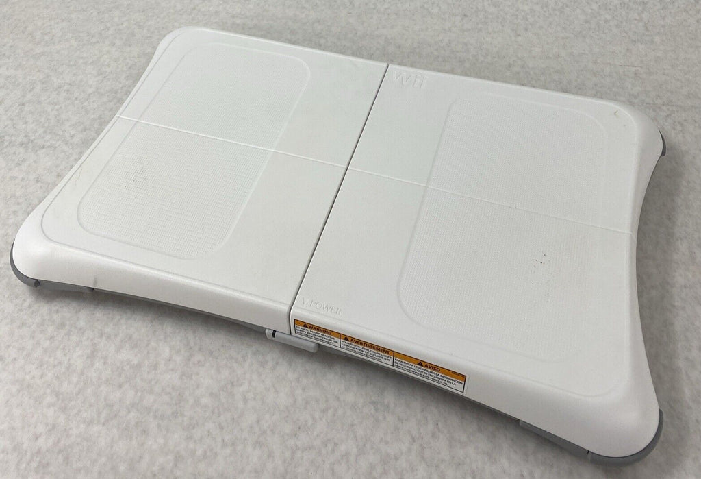 任天堂　Wii & WiiFit Amazon.com: Wii Fit Game with Balance Board : Video Games