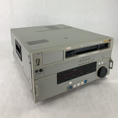 Sony Betacam SX digital Video Cassette Player DNW A22 For Parts and Repair