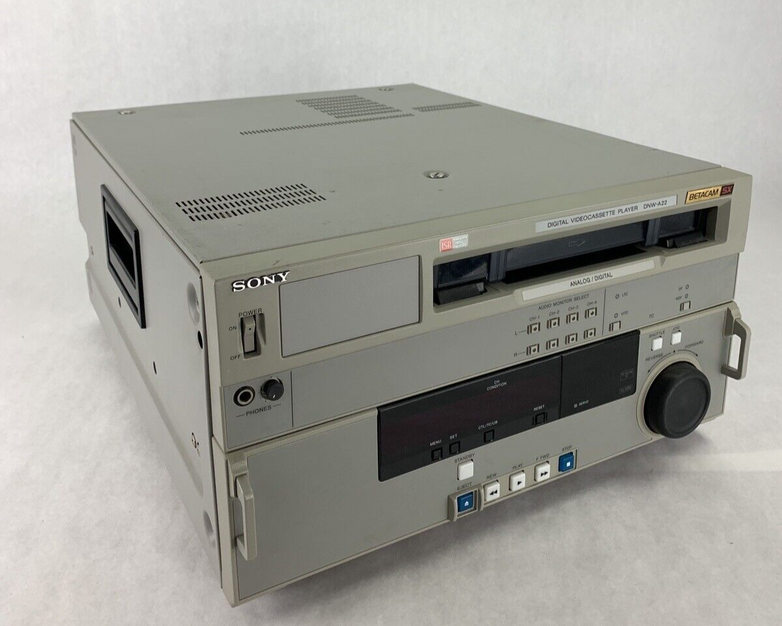 Sony Betacam SX digital Video Cassette Player DNW A22 For Parts and Repair