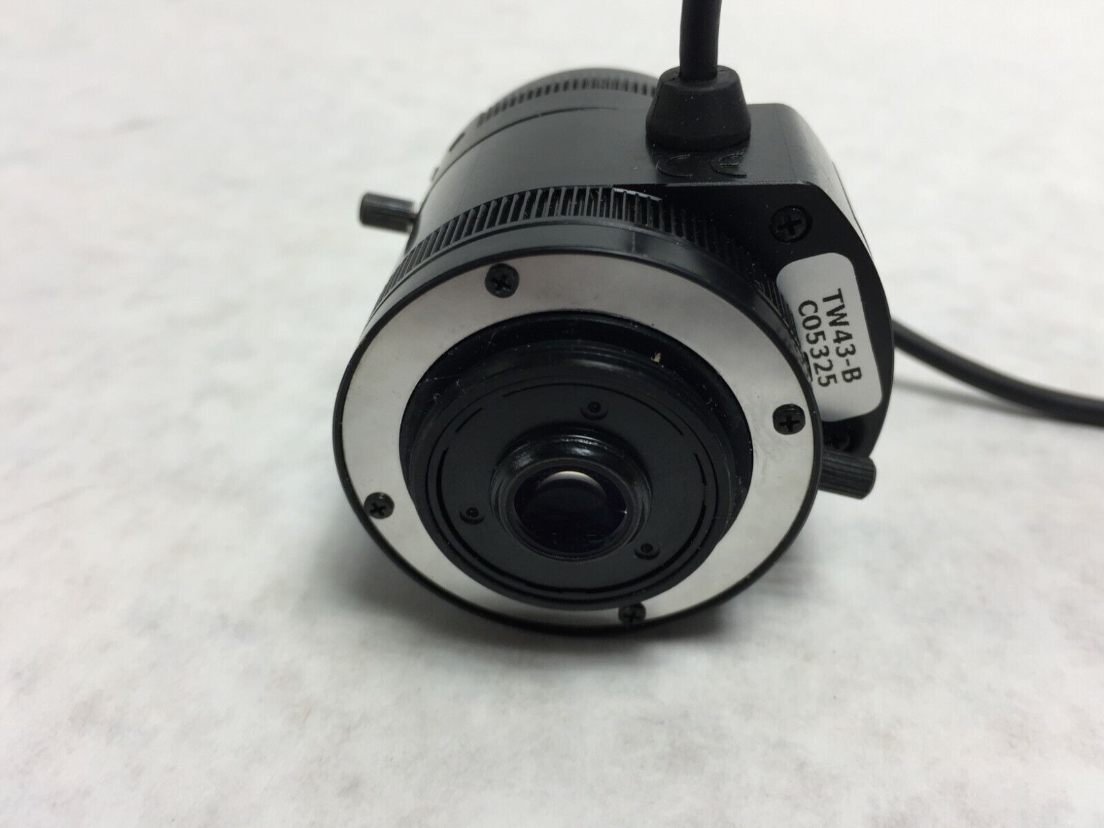 Theia CS 9-40mm MegaPIX  Day Night
