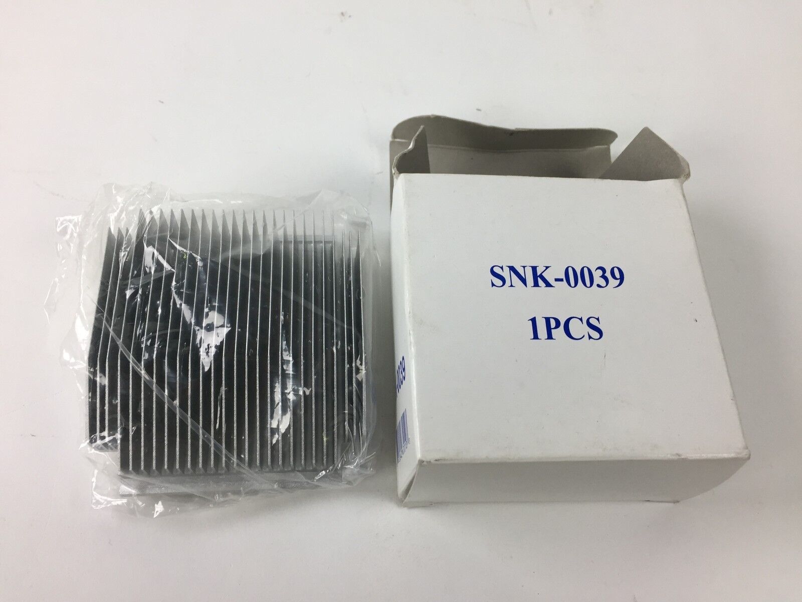 Supermicro 1U Passive Heatsink for Socket-604 CPUs SNK-0039 NEW