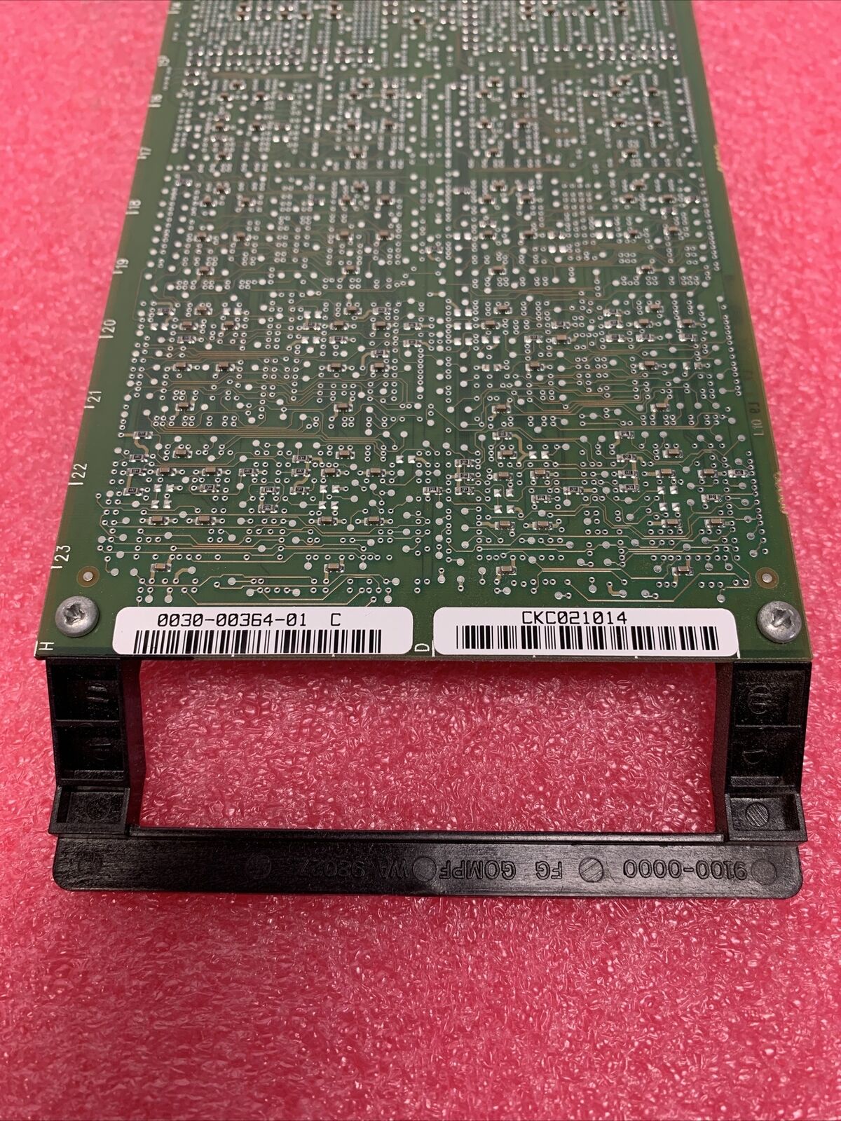 Avid Tech 30-00364-01 Dual VGA Display Adapter