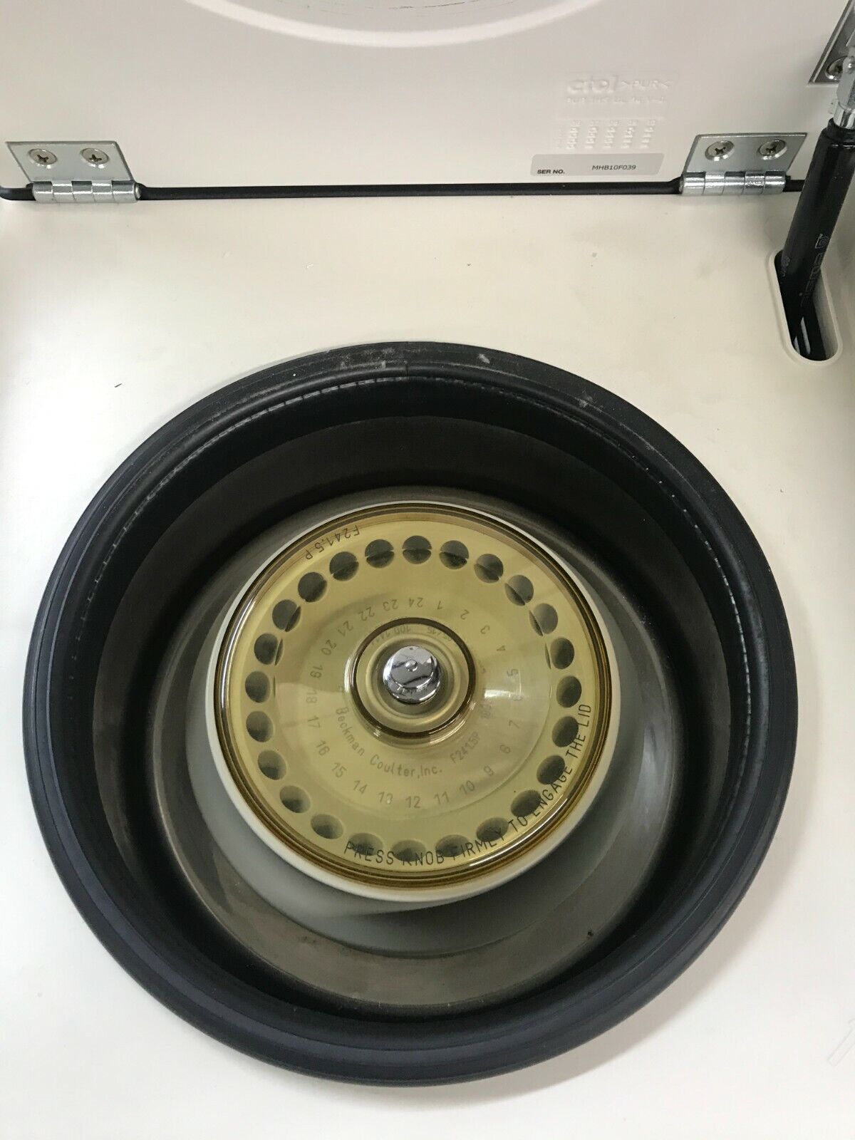 Beckman Coulter Microfuge 22R Refrigerated Centrifuge F241.15 Rotor - Door Error
