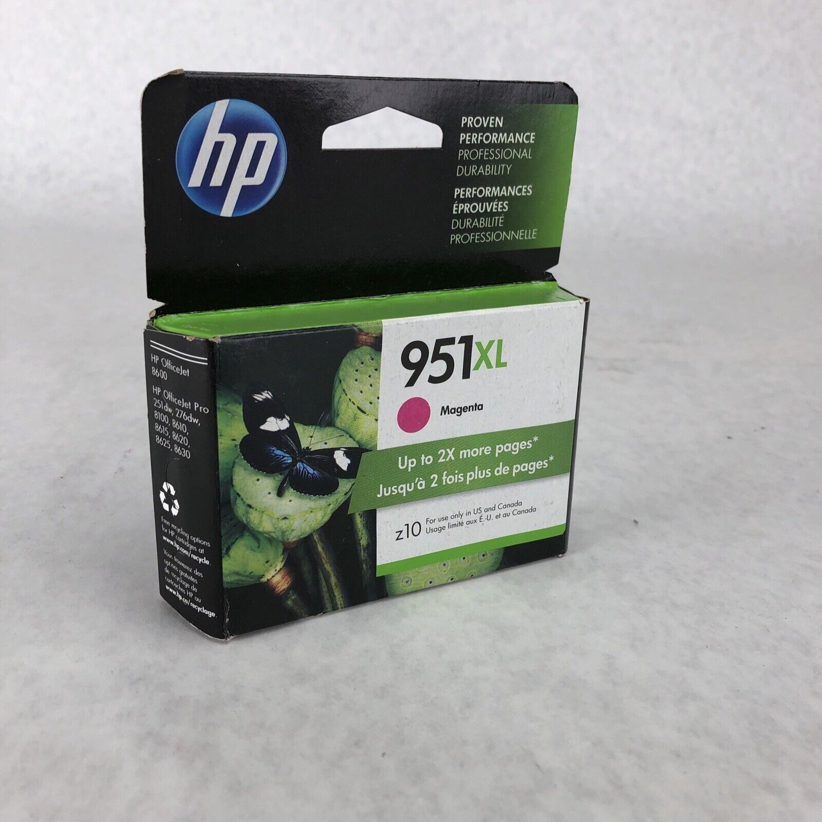 HP 951XL Magenta Ink Cartridge in Retail Box (Exp: May 2020)