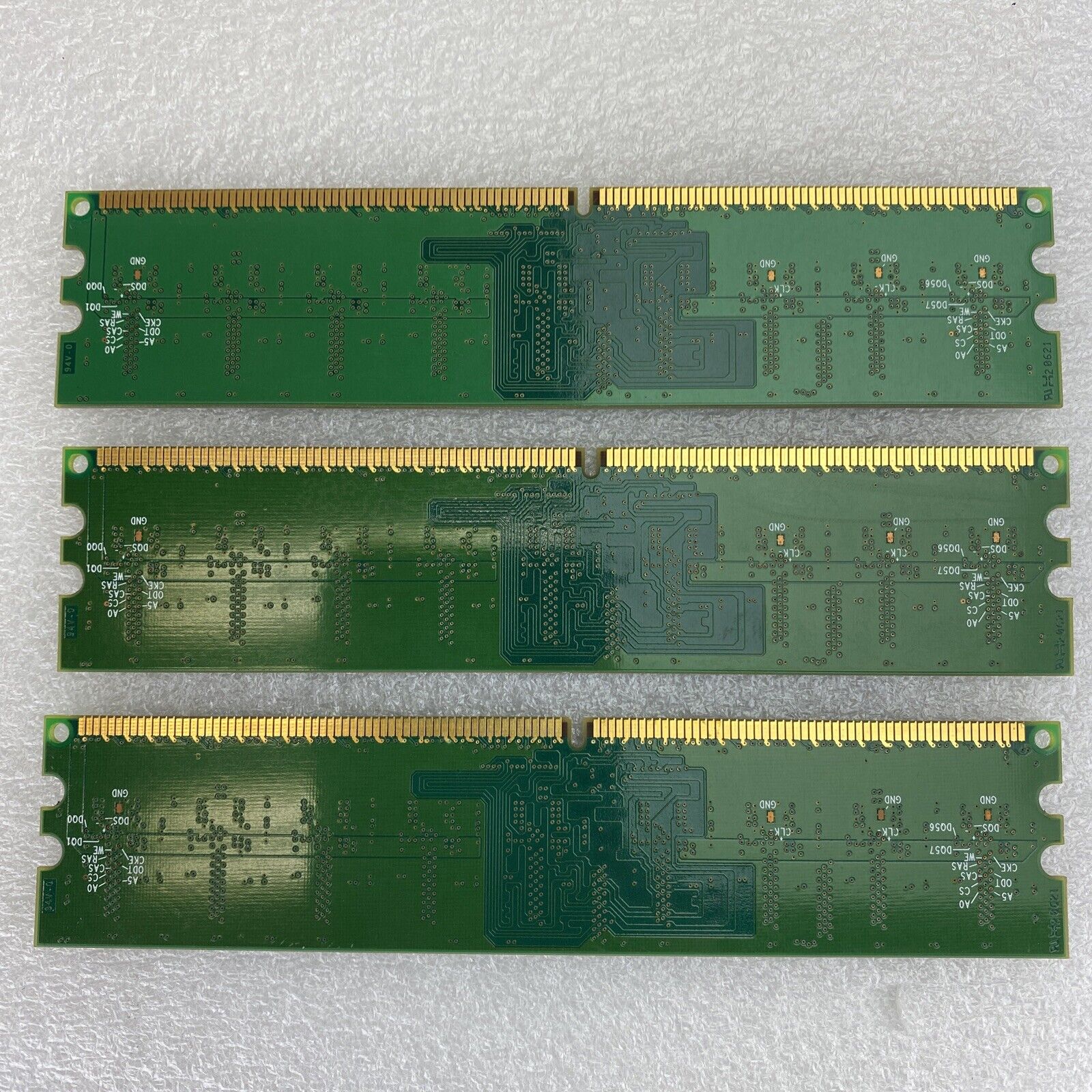 3x 512MB Infineon HYS64T64000HU-3.7-A 1Rx8 PC2-4200U-444-11-A1 desktop RAM