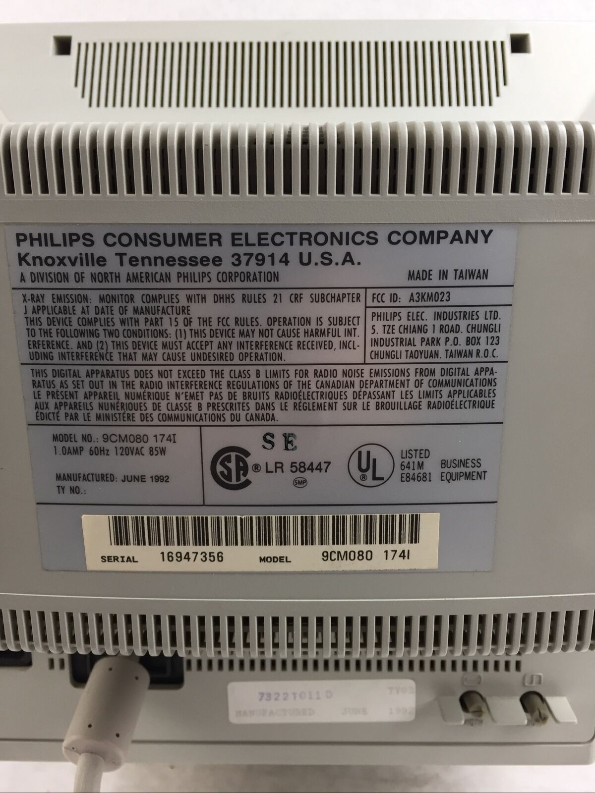 Philips Consumer Electronics Company Magnavox Professional Mac Color Display 9CM