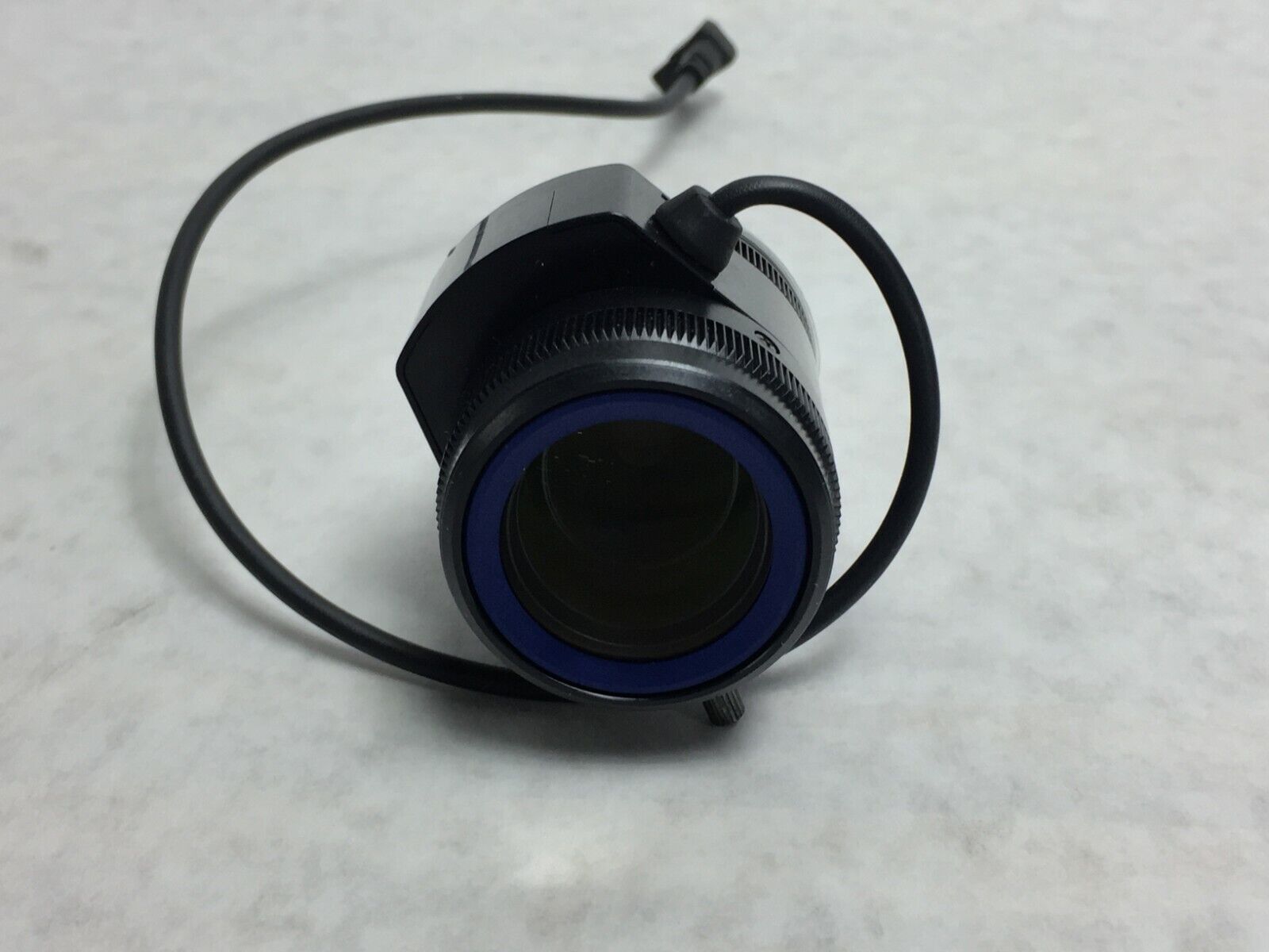 Theia CS 9-40mm MegaPIX Day/Night  w/ Lens Cover-shows in pictures