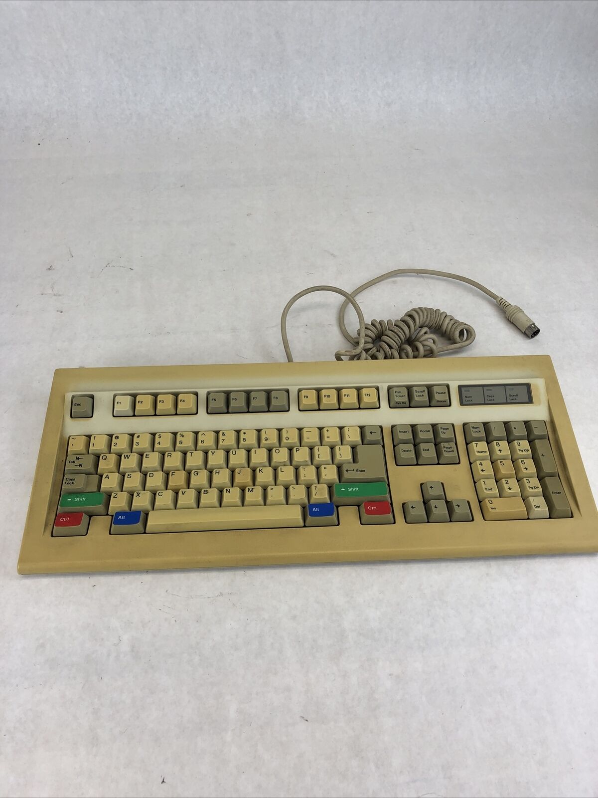Vintage Mitsumi Electric CO Keyboard KPQ-E99YC 5 Pin