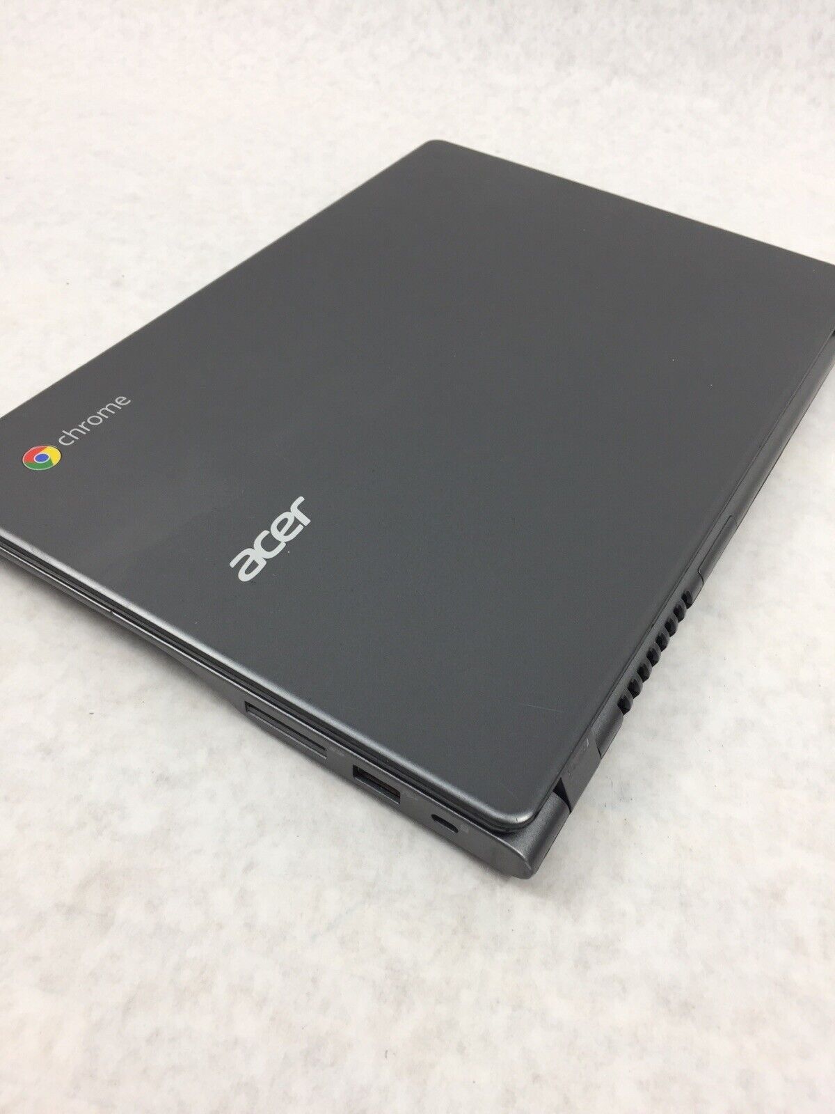 Acer C720 Chromebook 4GB RAM 16GB SSD 11.6" Intel Celeron 1.40GHz NO CHARGER